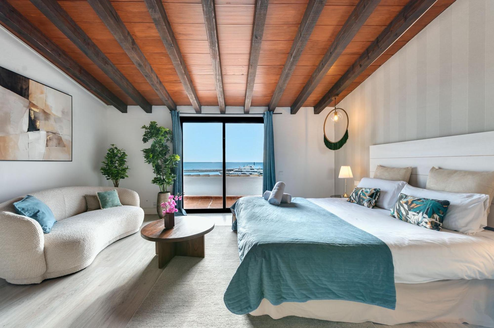 Vacation Marbella I Stylish 5Bdr Penthouse, Sea And Marina View Apartman Kültér fotó